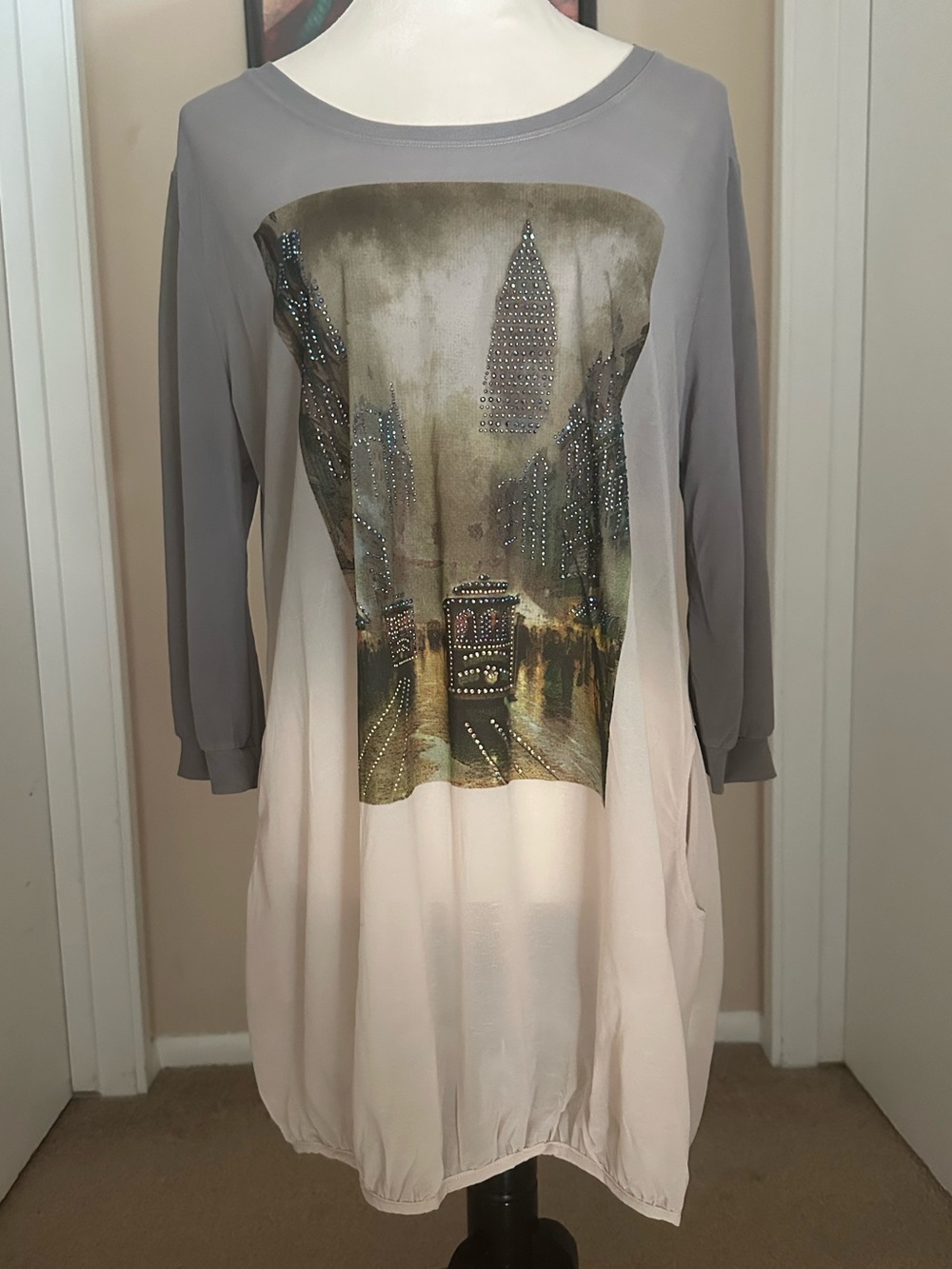 Quirky Boutique Style Over-Lay Print Grey and Cream Top